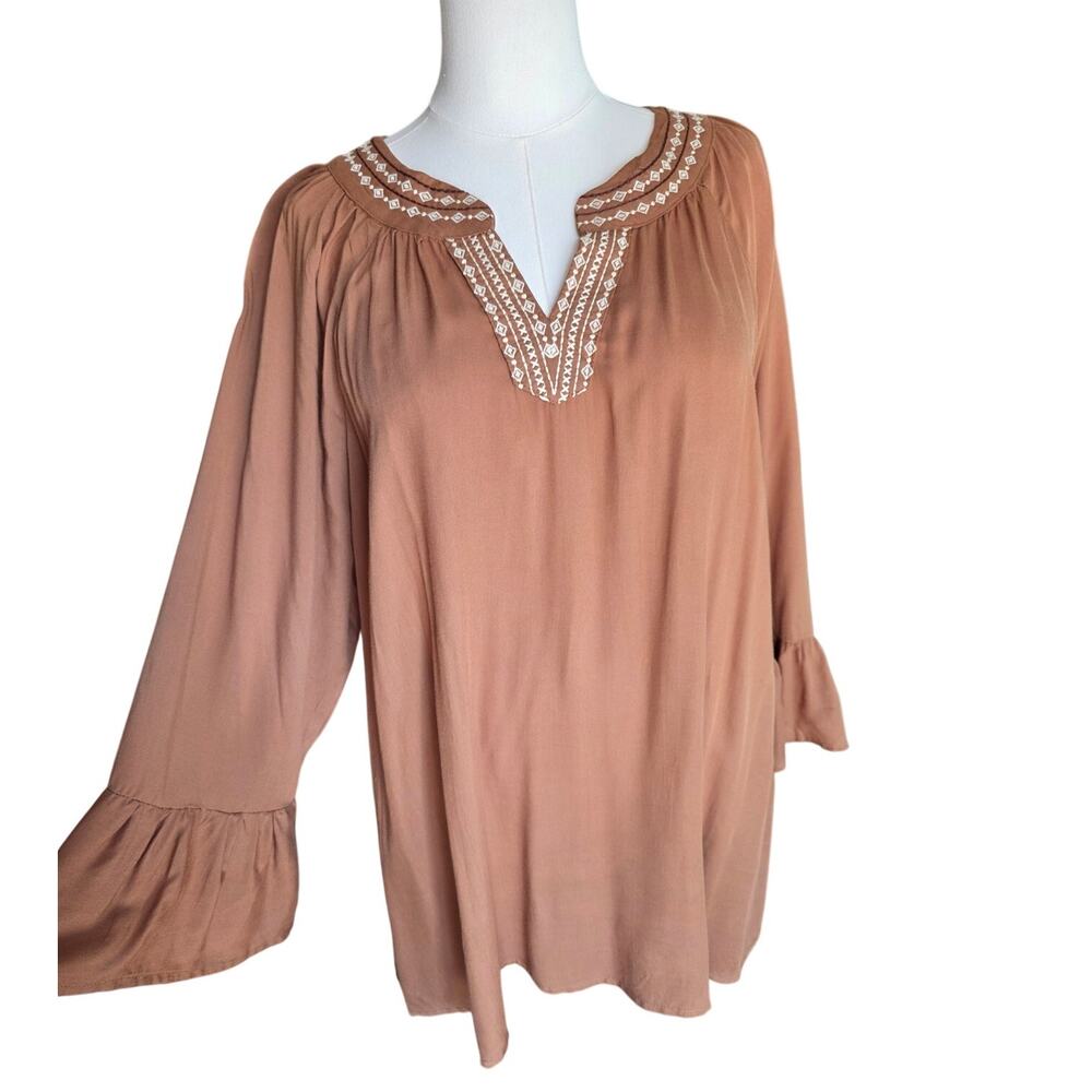 Hayden Los Angeles Boho Embroidered Tunic Top 1XL NWT Brown Rayon Blouse